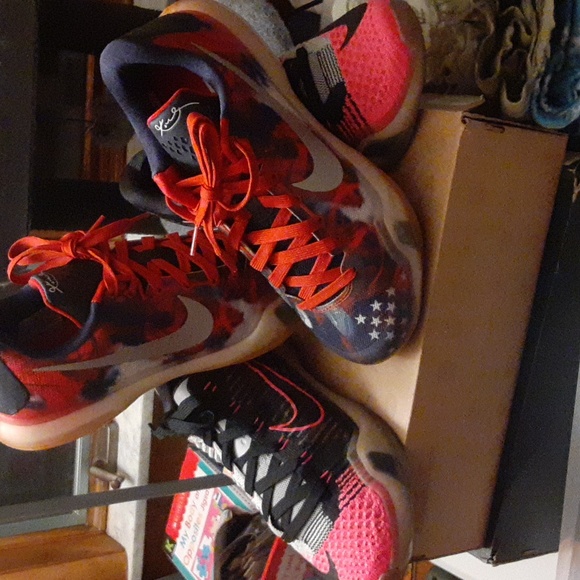 Kobe Bryant Sneakers!!* (AS A SET)* main image 14